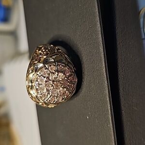 10k diamond ring..LOOK AT THOSE DIAMONDS!...
